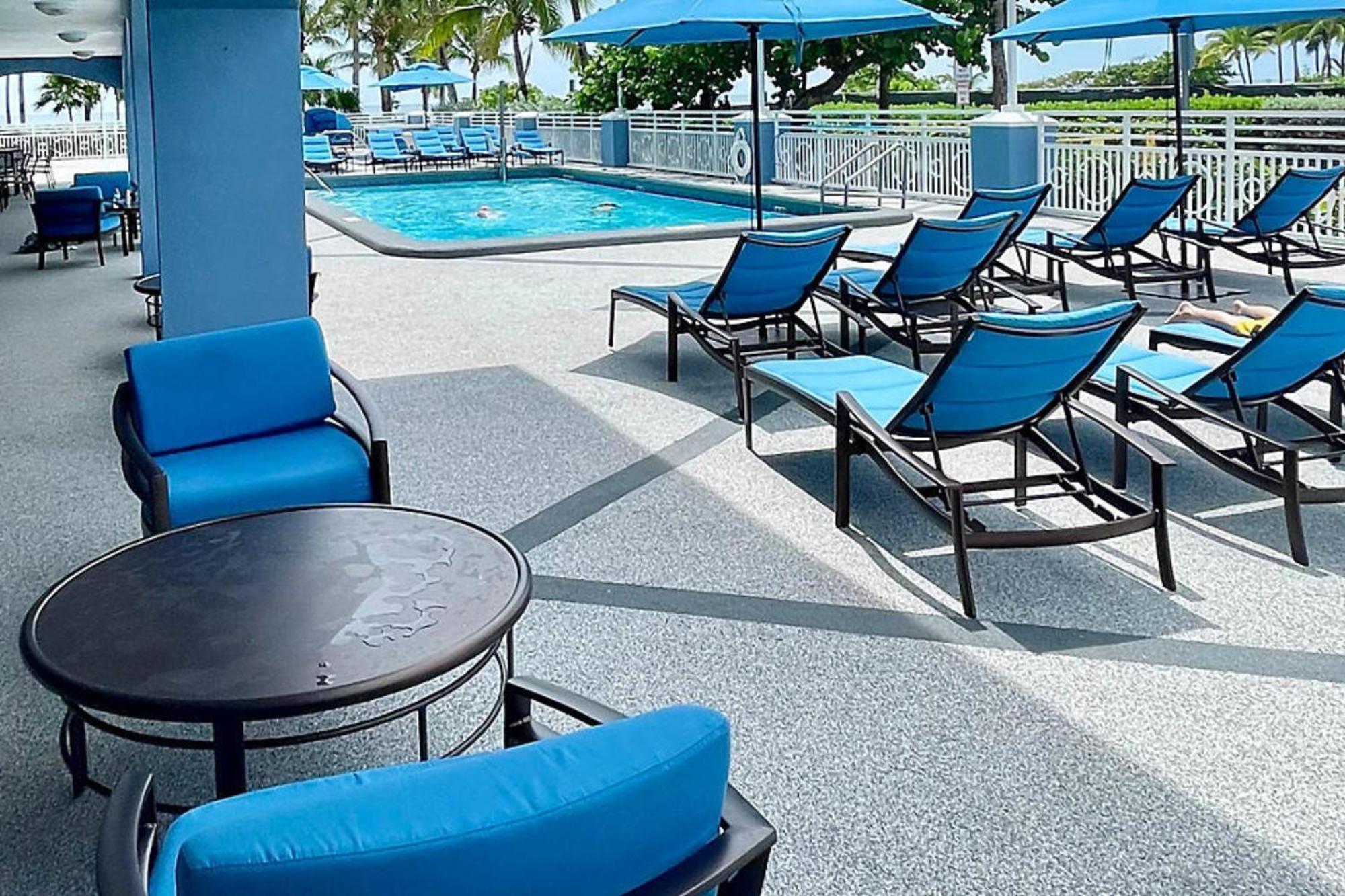 Solara Surfside Hotel Exterior photo