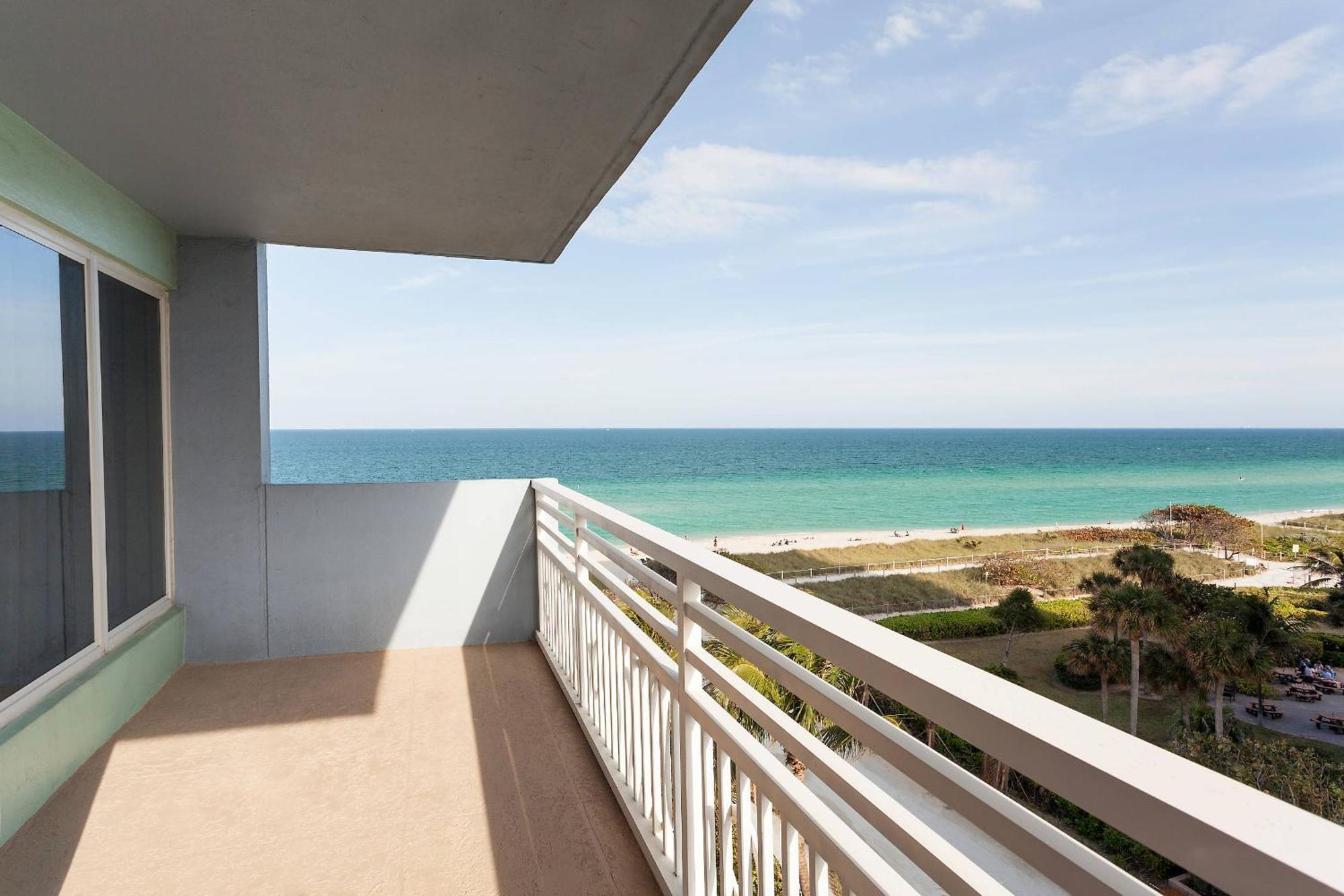 Solara Surfside Hotel Exterior photo